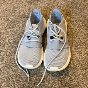 Adidas tubular size 7.5